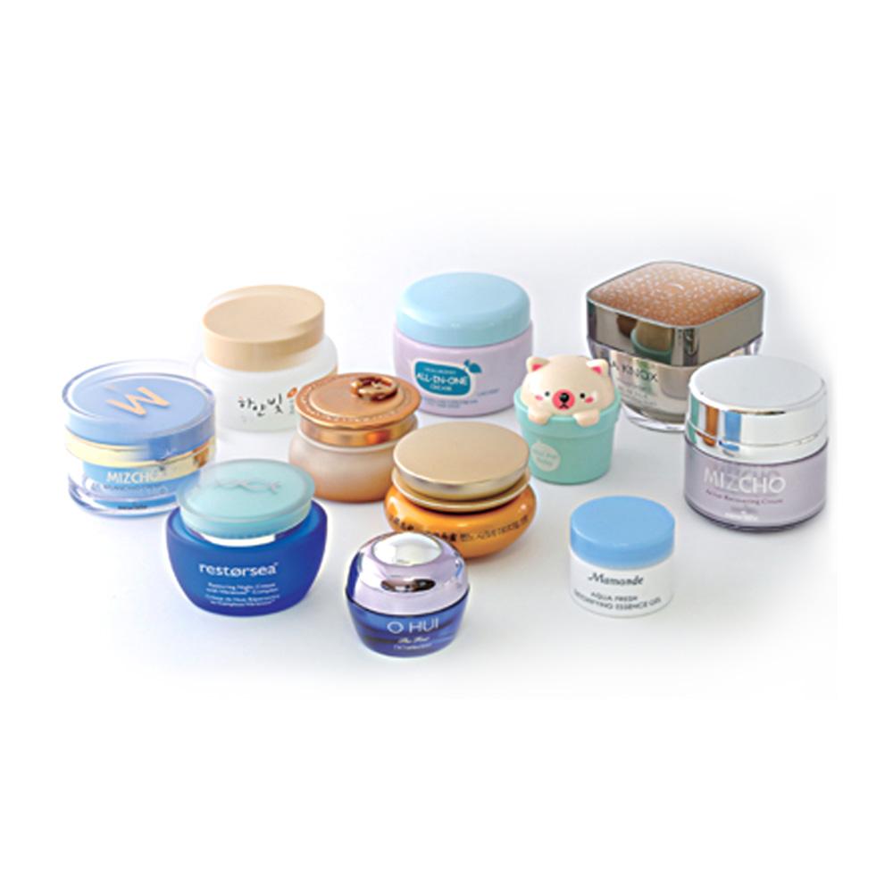 Cream Filling & Capping Machine